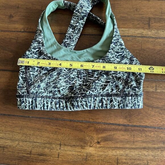 Lululemon Stuff Your Bra Mini Ripple Desert Olive Fatigue Green Size 2 W2CGSS - Picture 7 of 10
